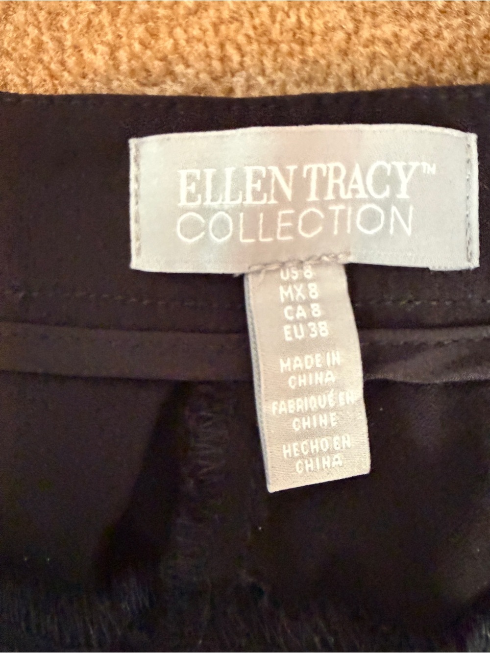 Ellen Tracy Tailored Black Ankle Pants size 8 - Picture 6 of 7